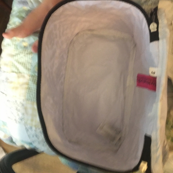 Train Case - Picture 6 of 6